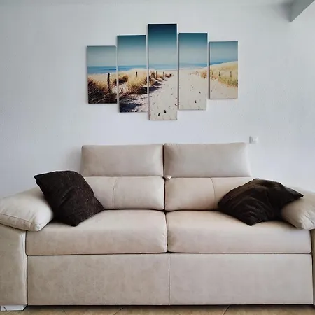 Gerona Sea View Apartamento *
