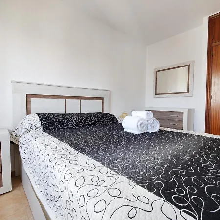 Gerona Sea View Apartment