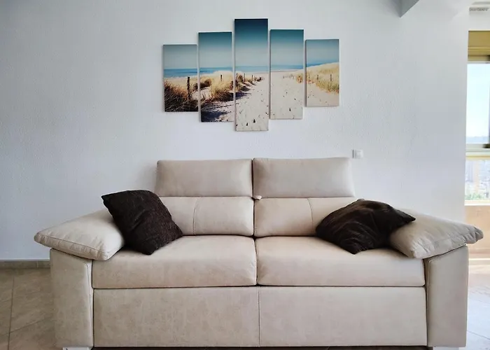 Gerona Sea View Apartamento *