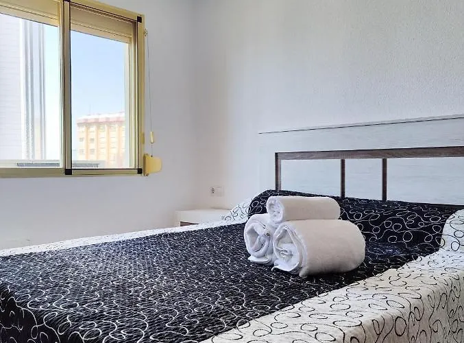 Gerona Sea View Apartamento *
